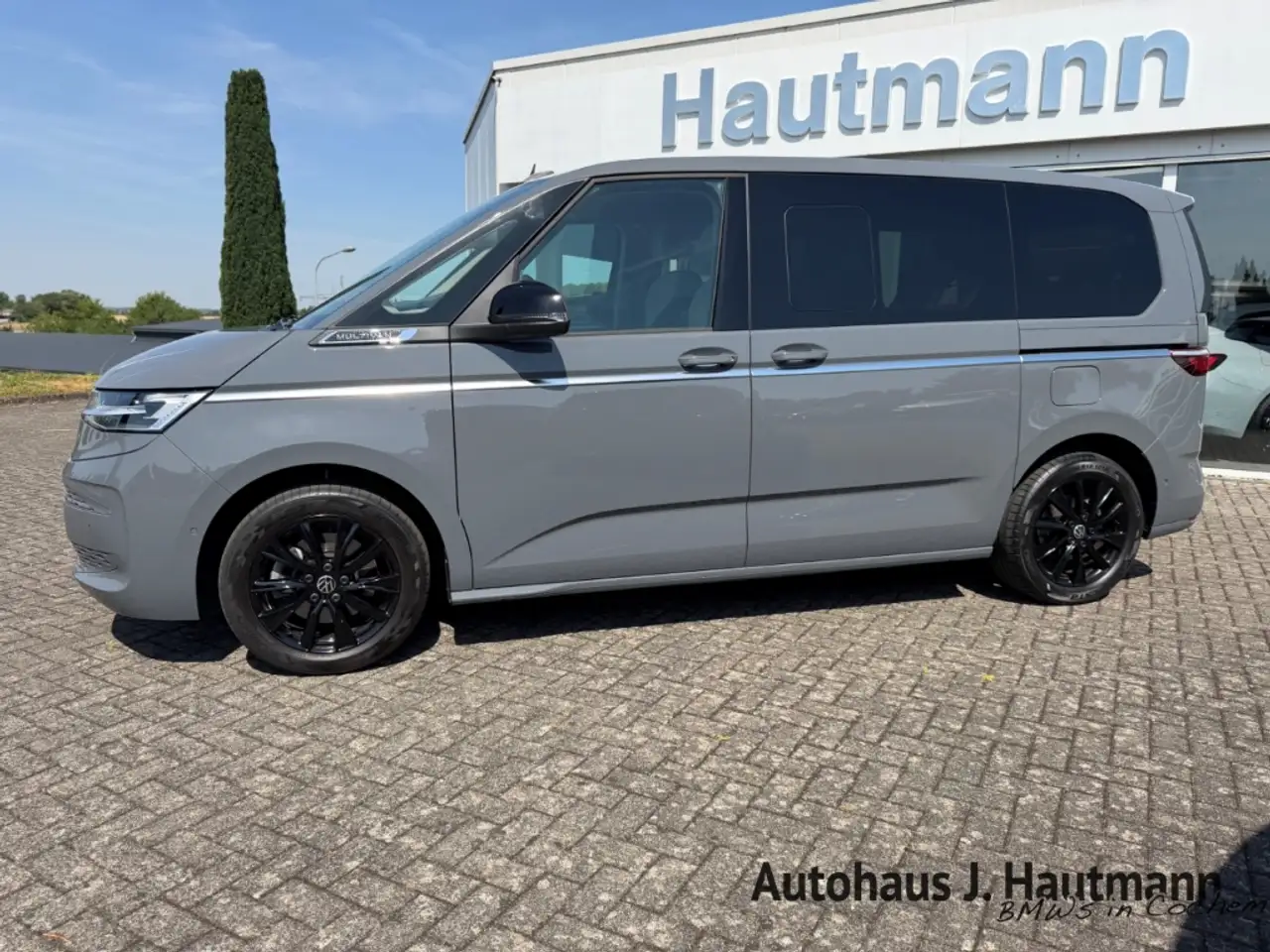 Volkswagen T7 Multivan 4