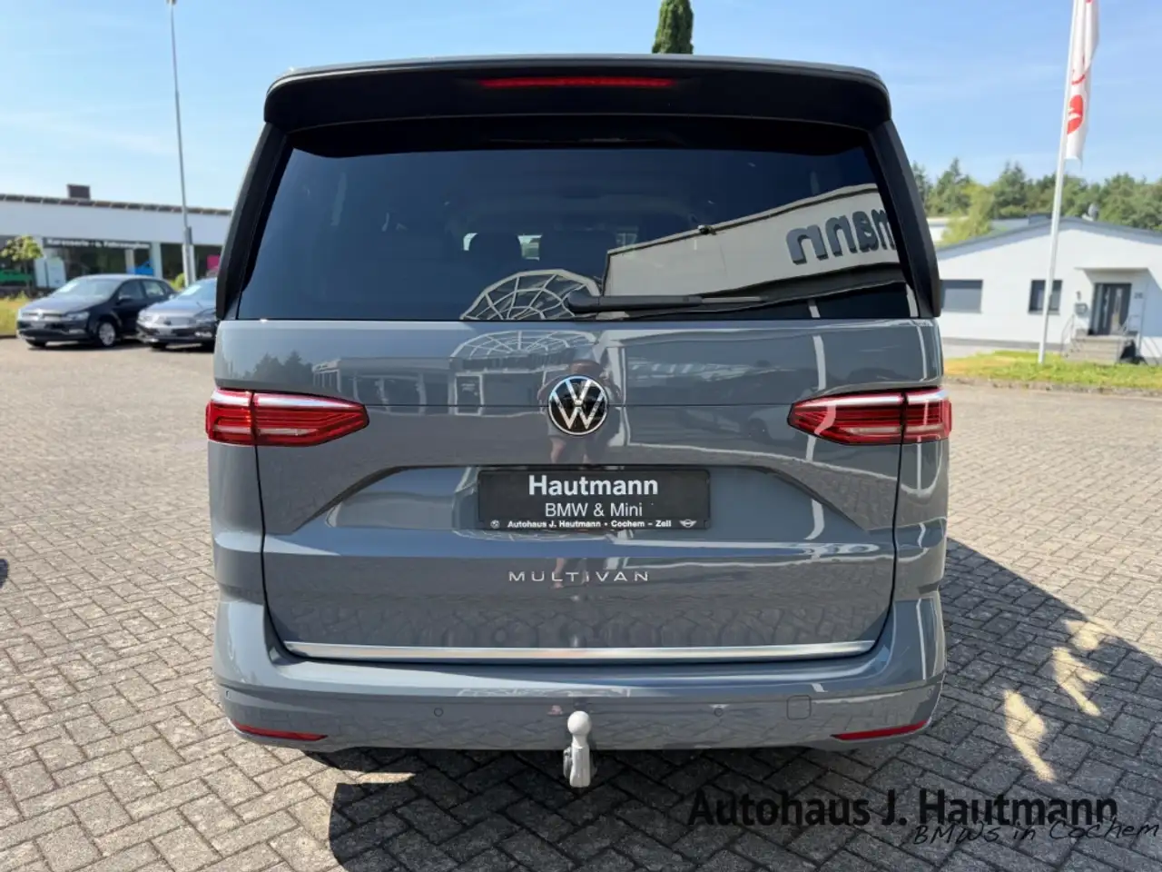Volkswagen T7 Multivan 7