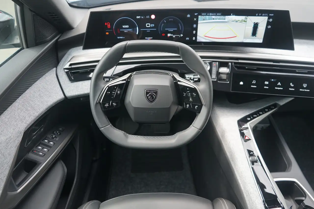 Peugeot 3008 8
