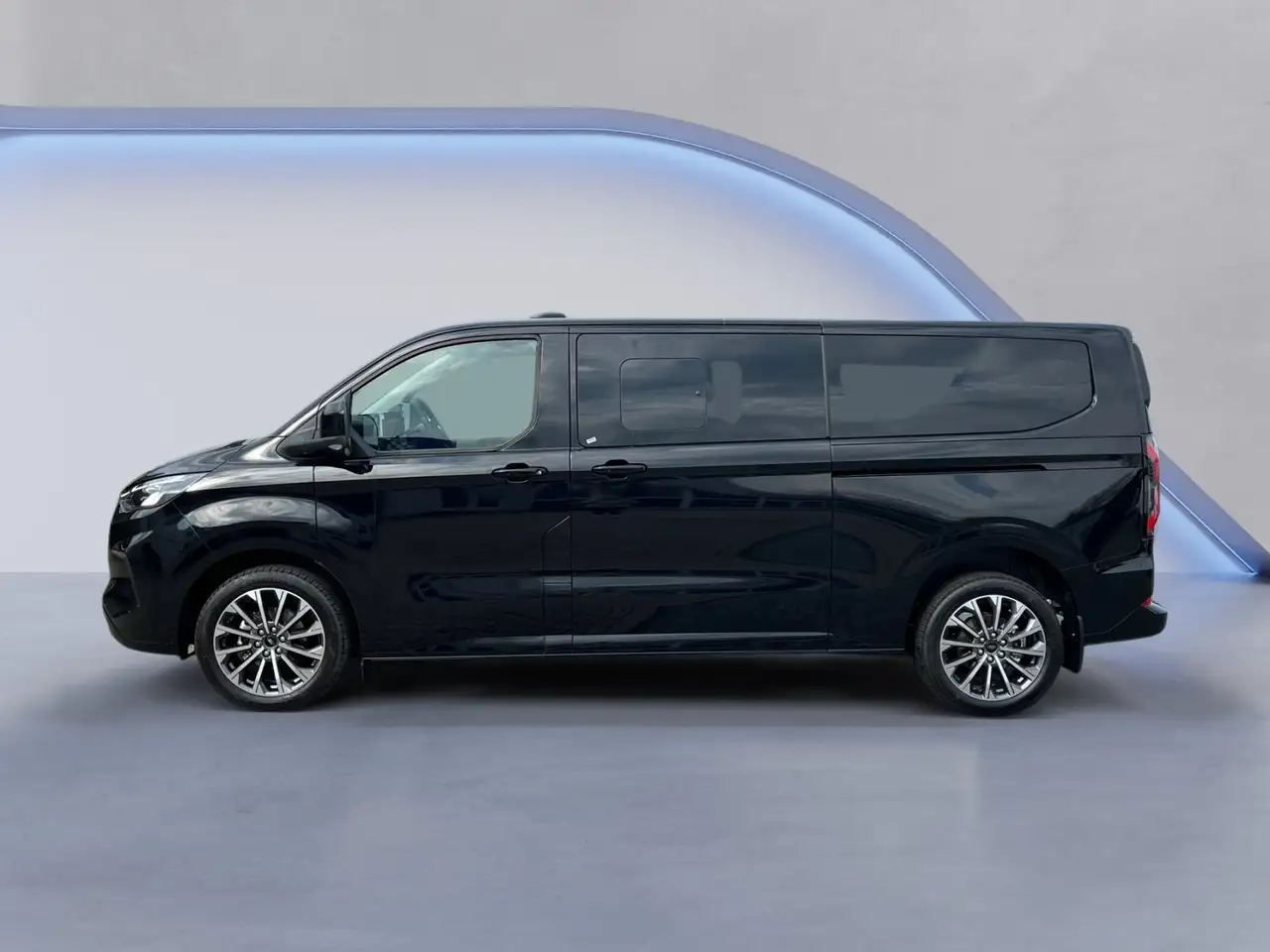 Ford Tourneo 3