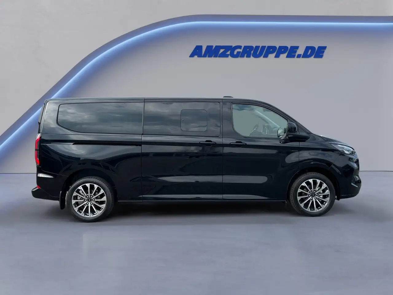 Ford Tourneo 4