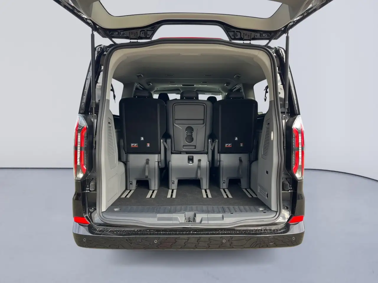 Ford Tourneo 10