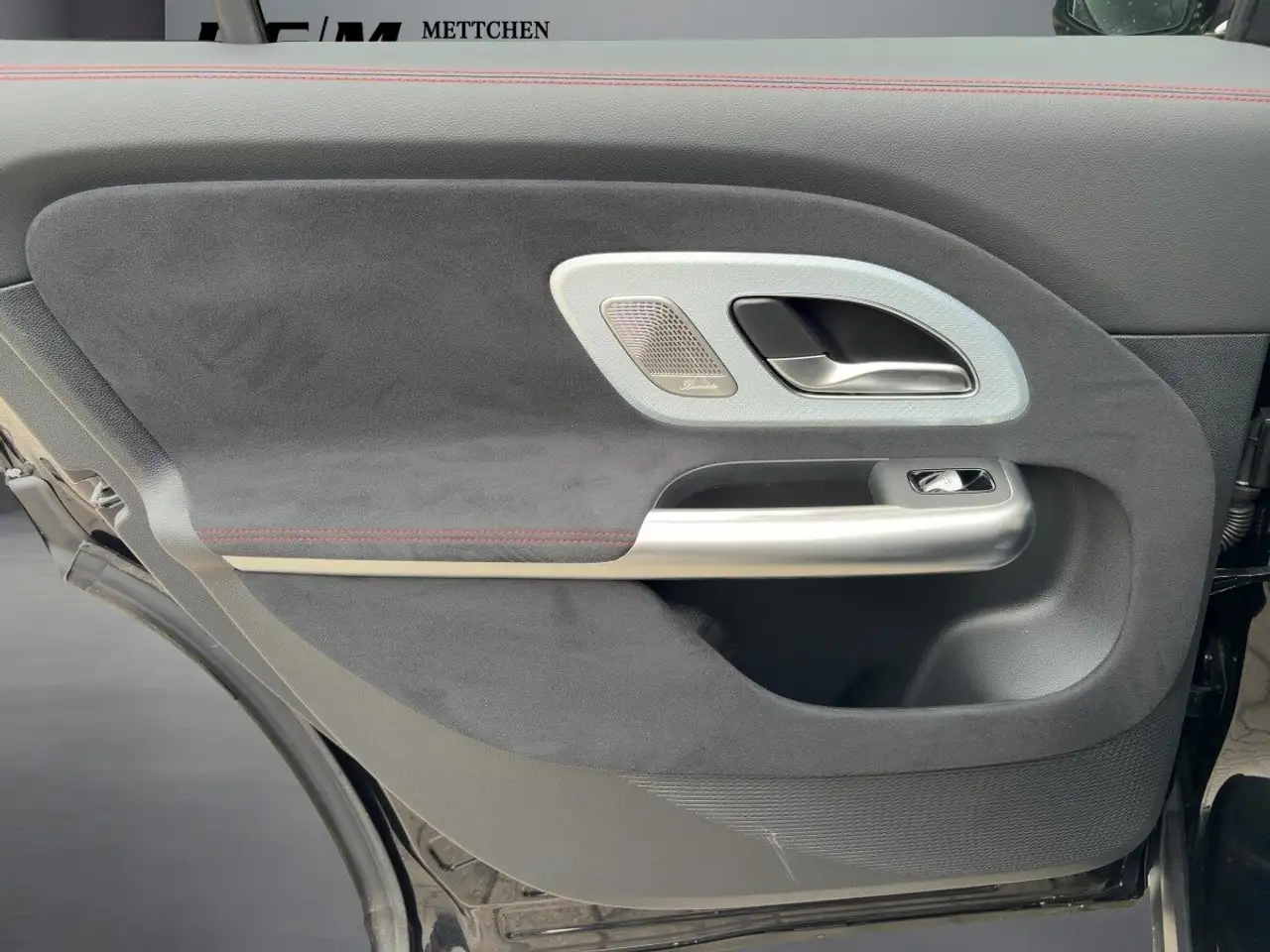 Mercedes-Benz GLB 250 16
