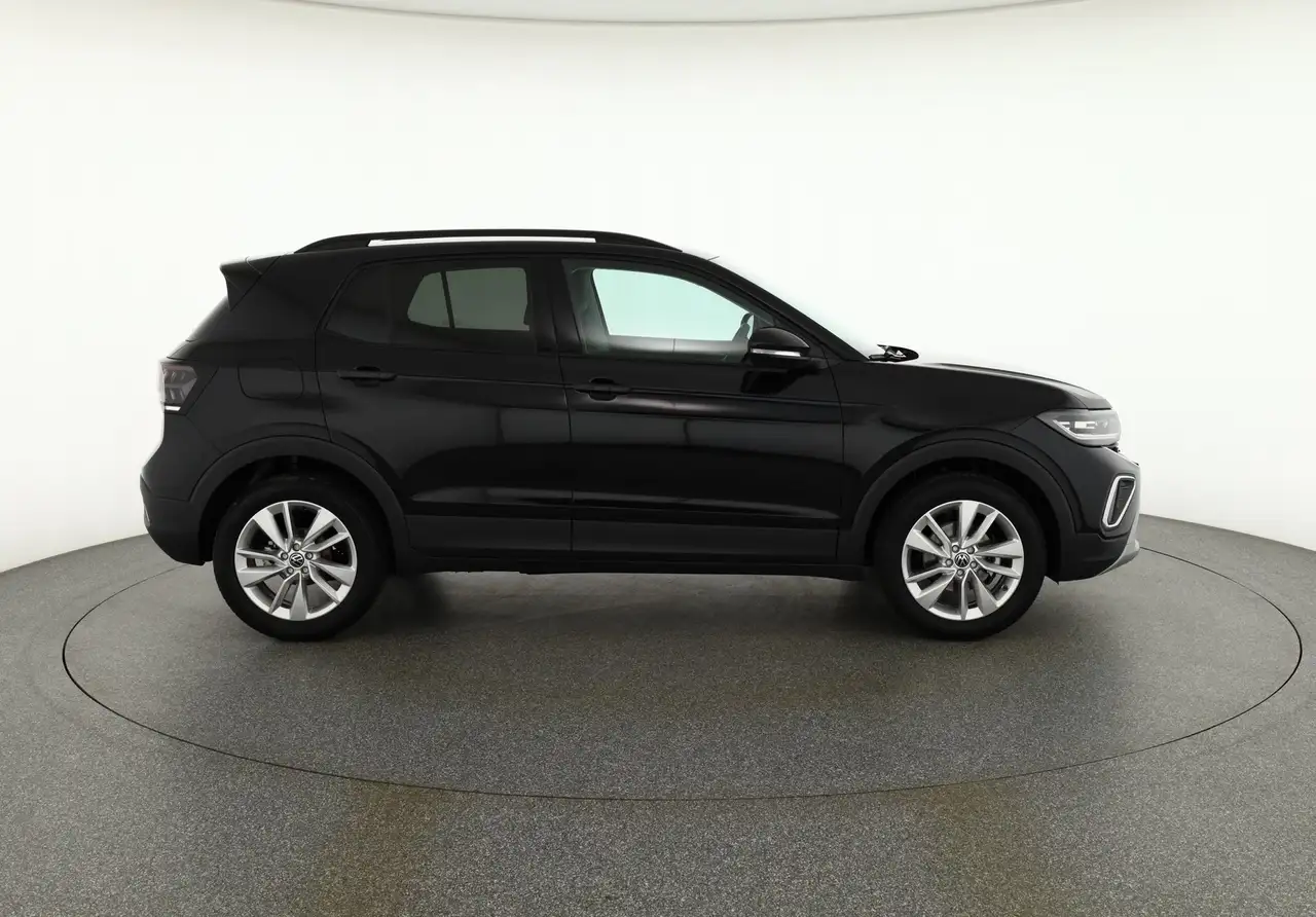 Volkswagen T-Cross 6