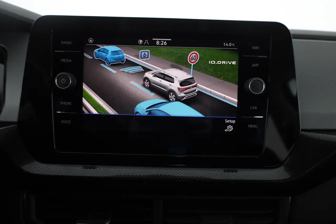 Volkswagen T-Cross 11