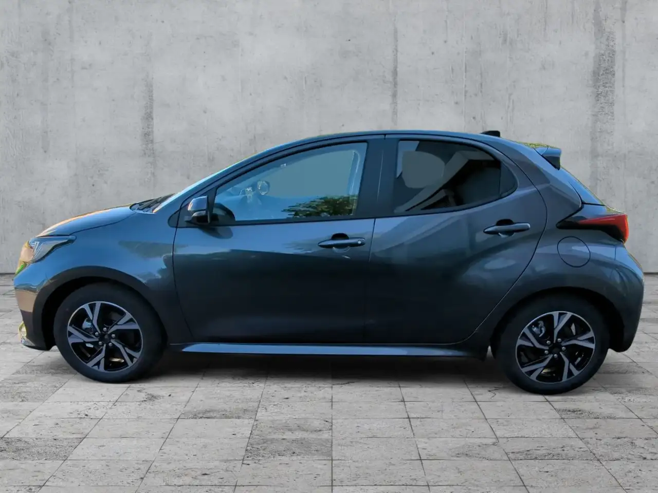 Toyota Yaris 4