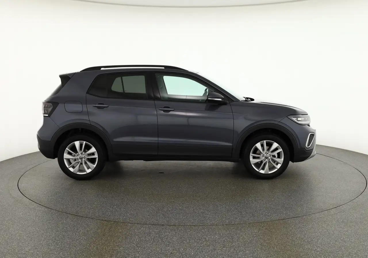 Volkswagen T-Cross 6