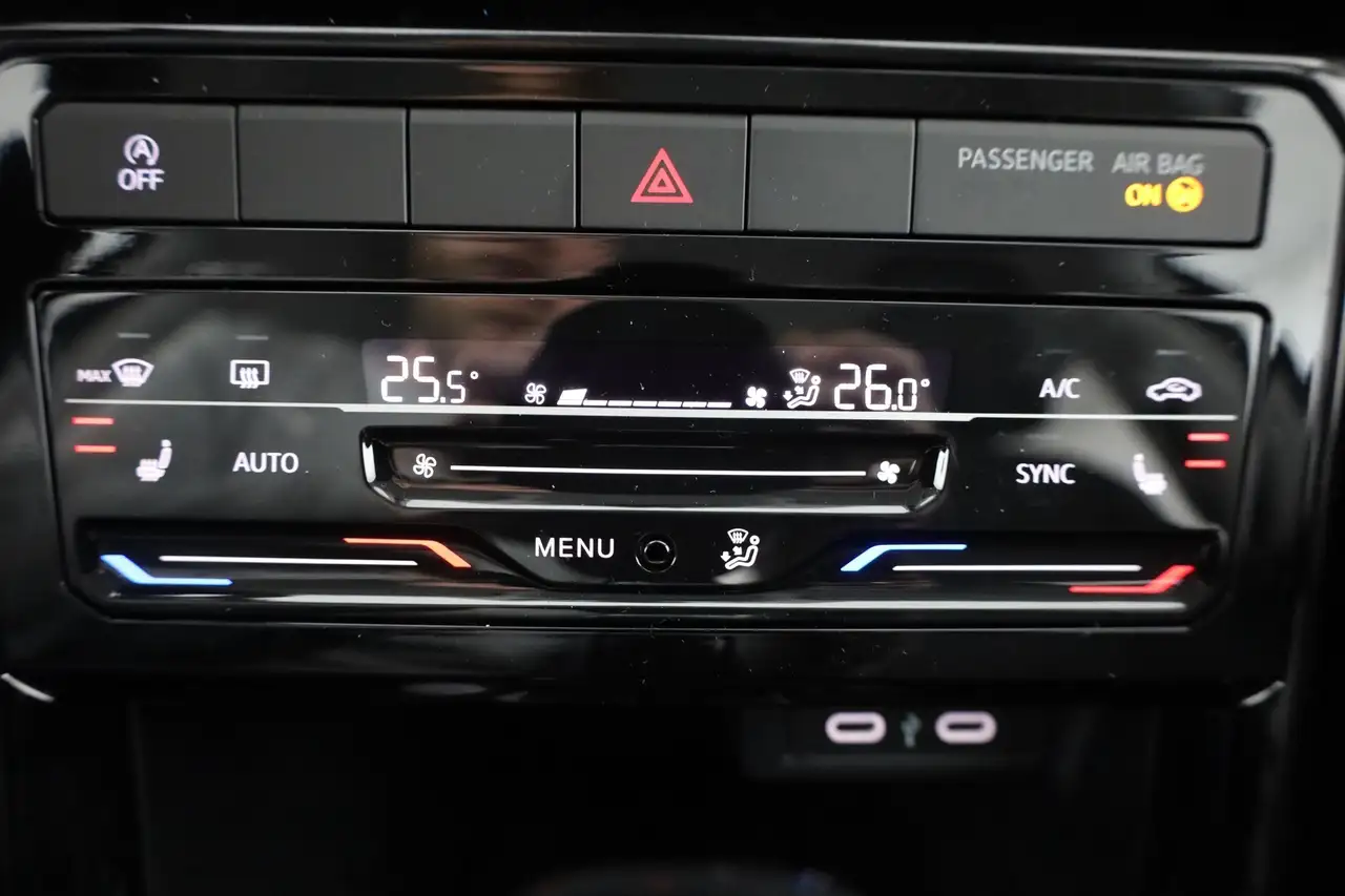 Volkswagen T-Cross 12