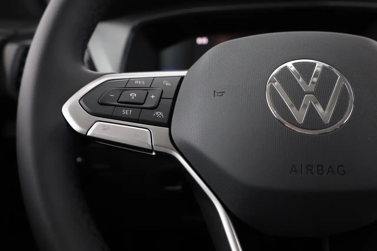 Volkswagen T-Cross 16
