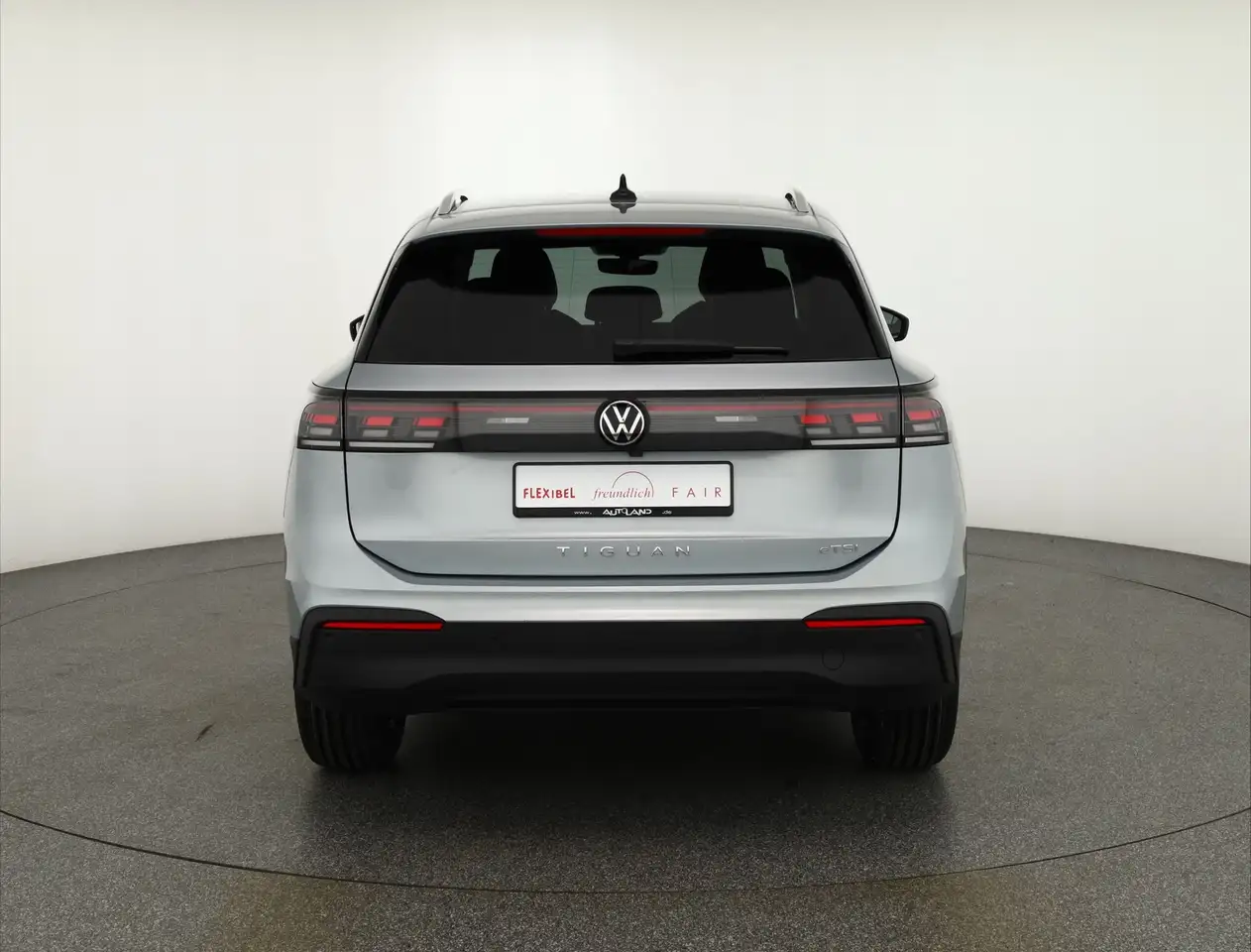 Volkswagen Tiguan 4