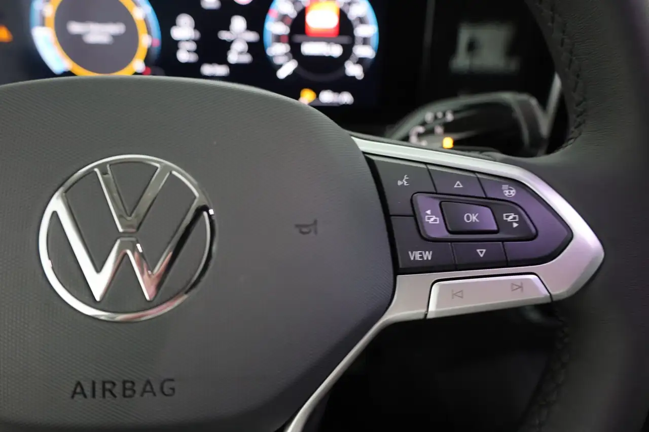 Volkswagen Tiguan 16