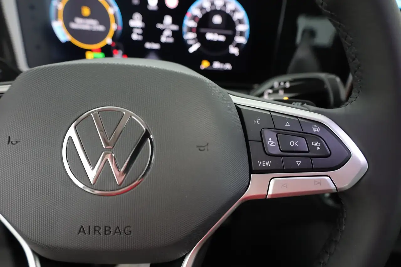Volkswagen Tiguan 16