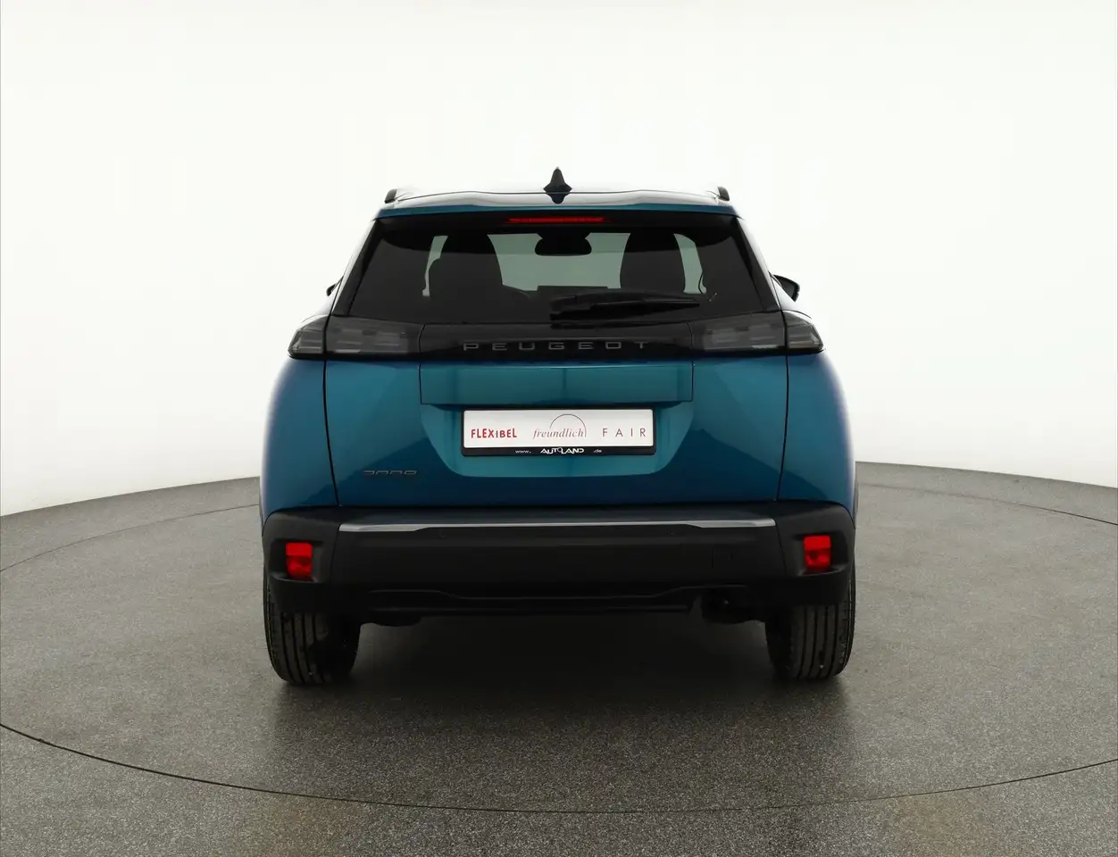 Peugeot 2008 4