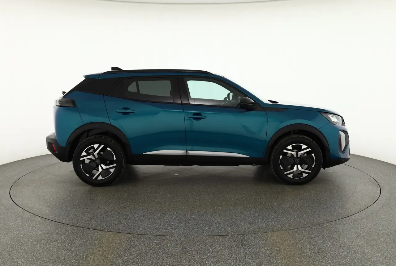 Peugeot 2008 6