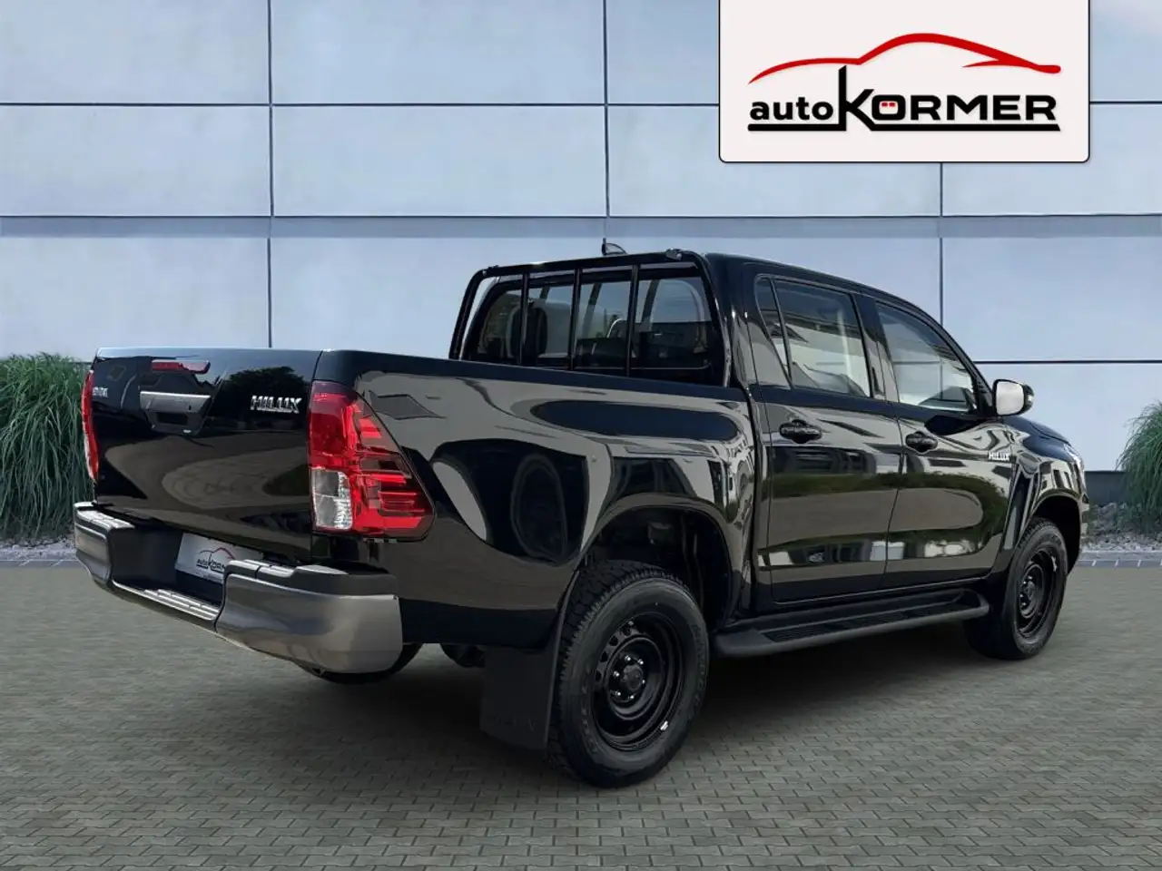 Toyota Hilux 2