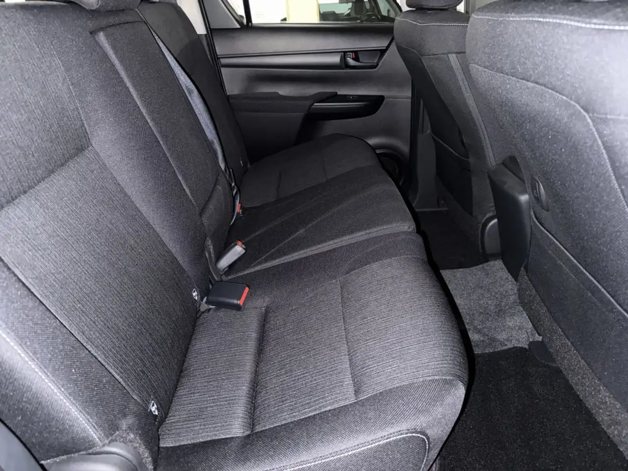 Toyota Hilux 11