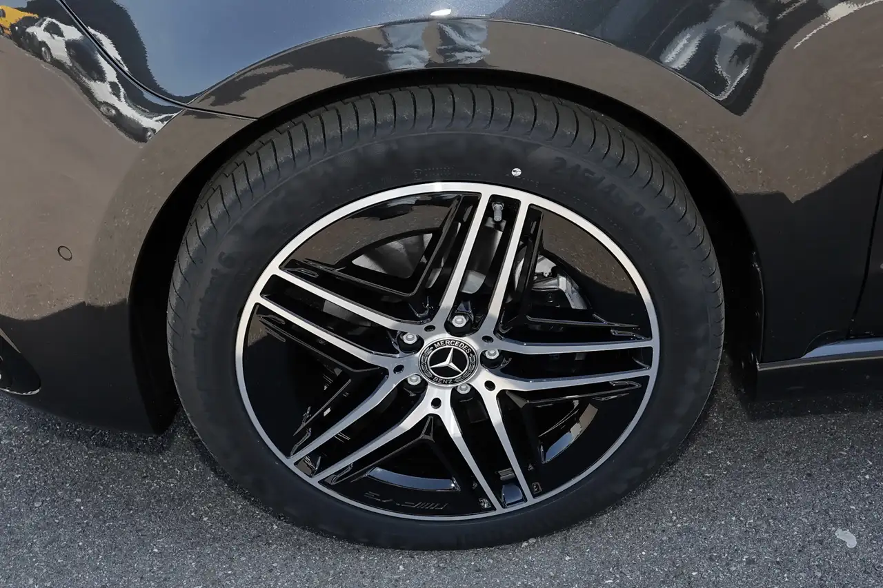 Mercedes-Benz V 300 3