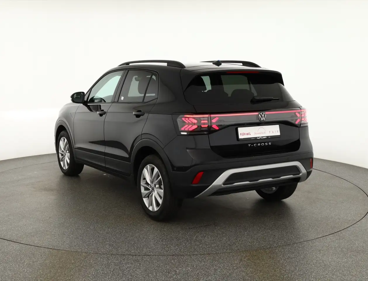 Volkswagen T-Cross 3