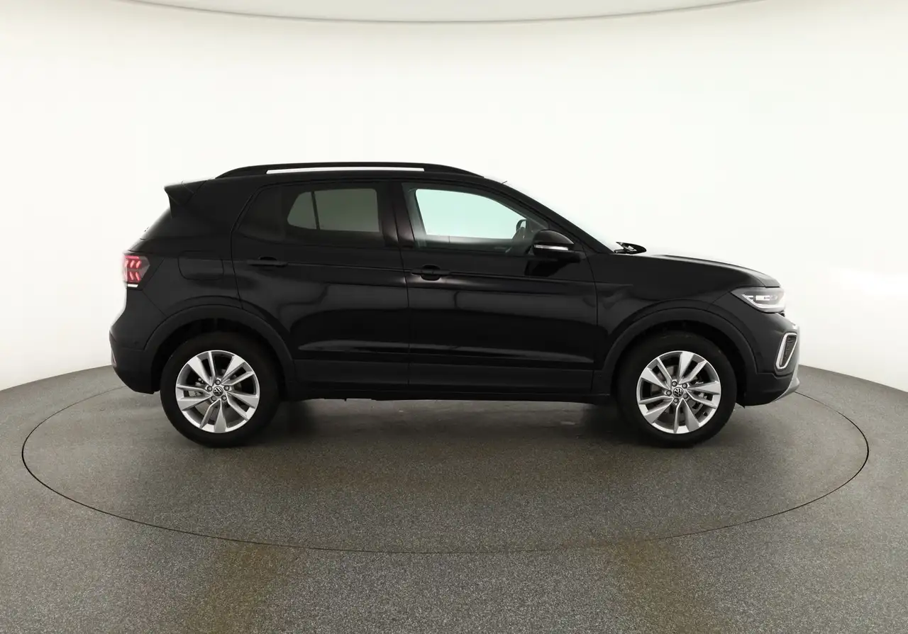 Volkswagen T-Cross 6