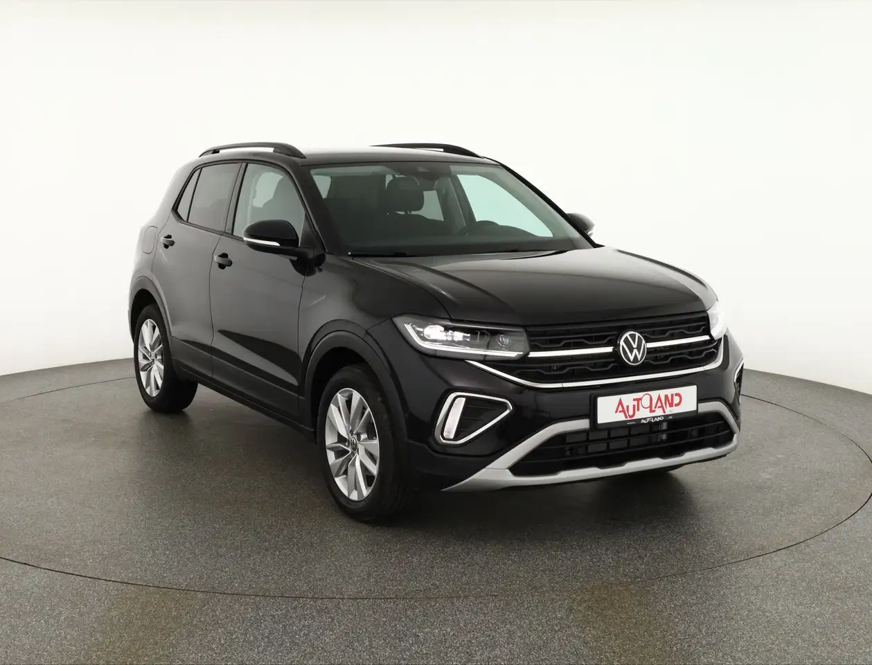 Volkswagen T-Cross 7