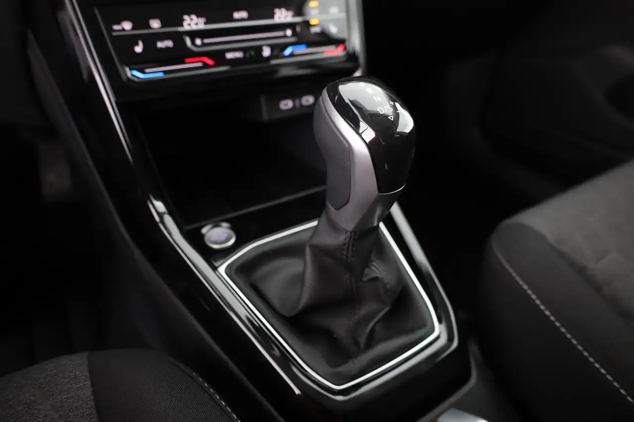 Volkswagen T-Cross 14