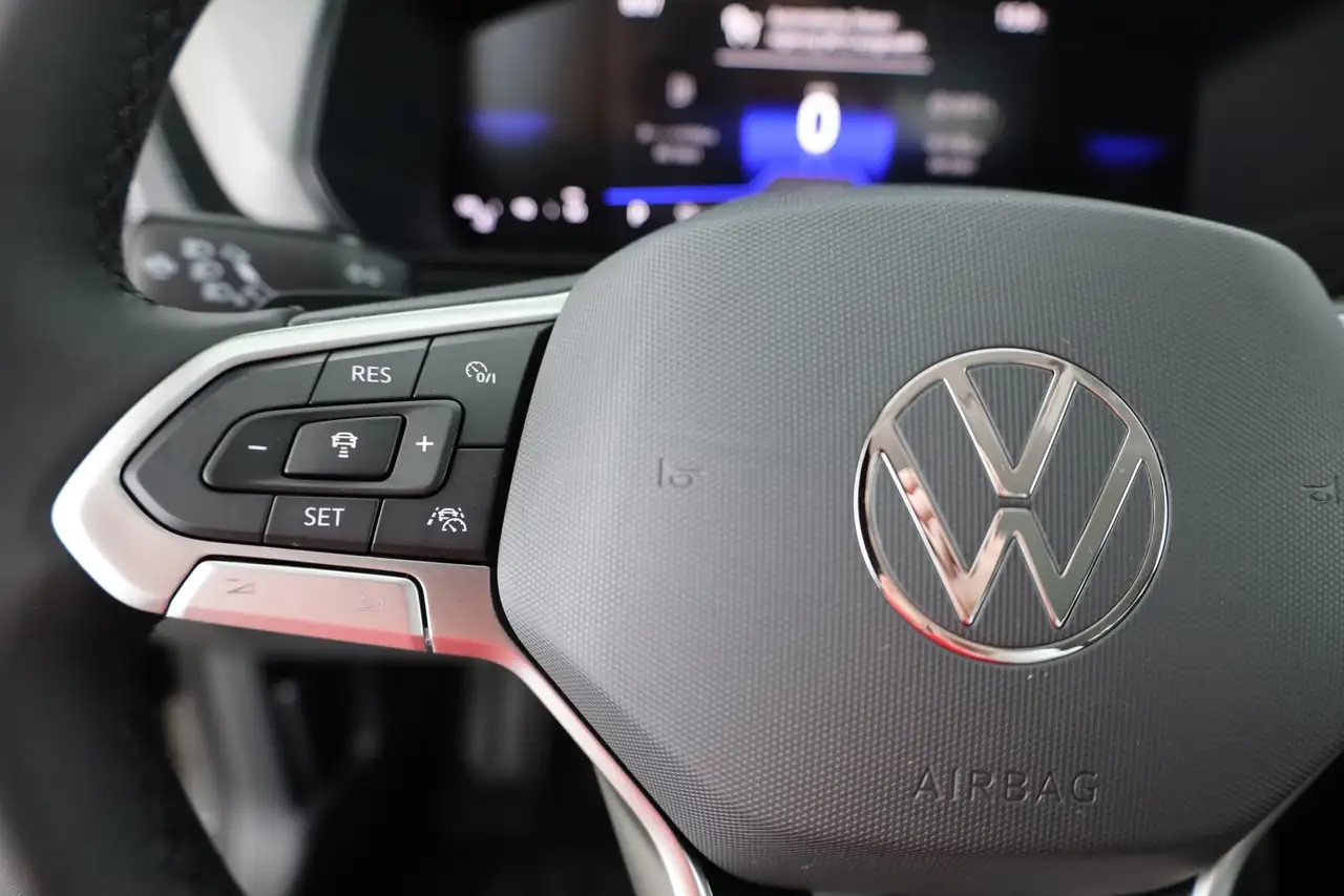 Volkswagen T-Cross 16