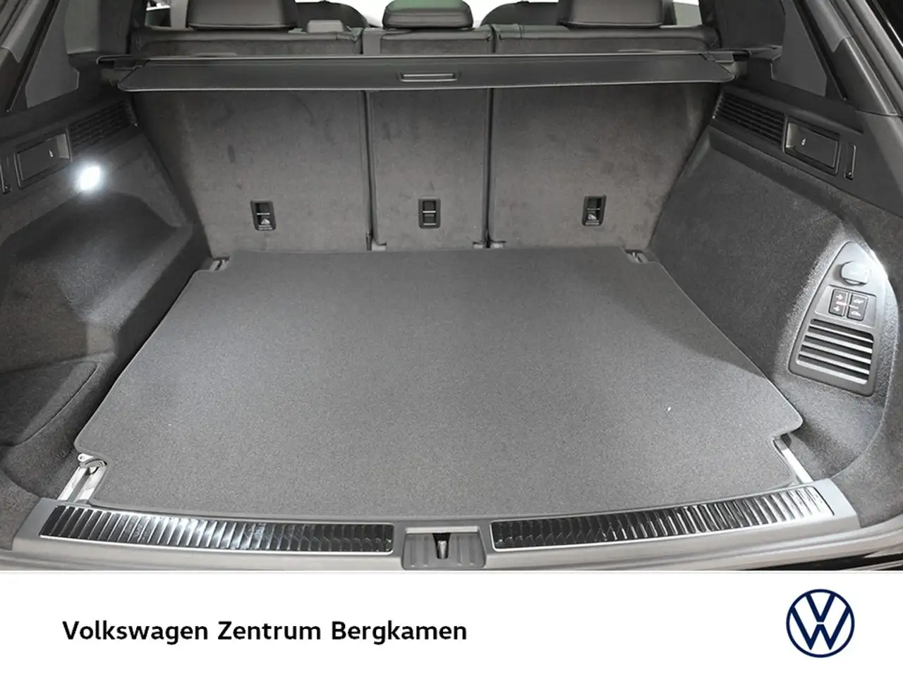 Volkswagen Touareg 8