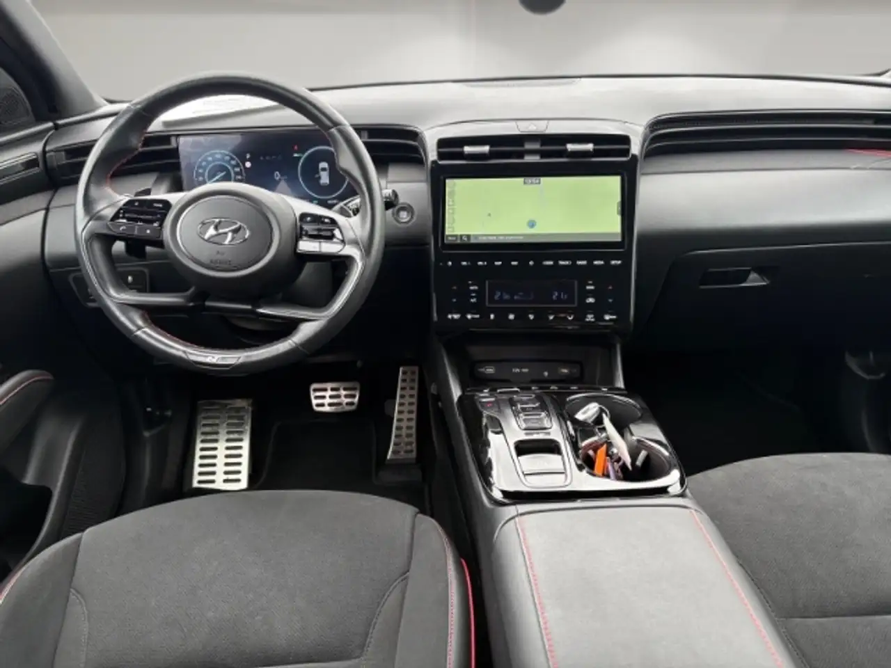 Hyundai TUCSON 12
