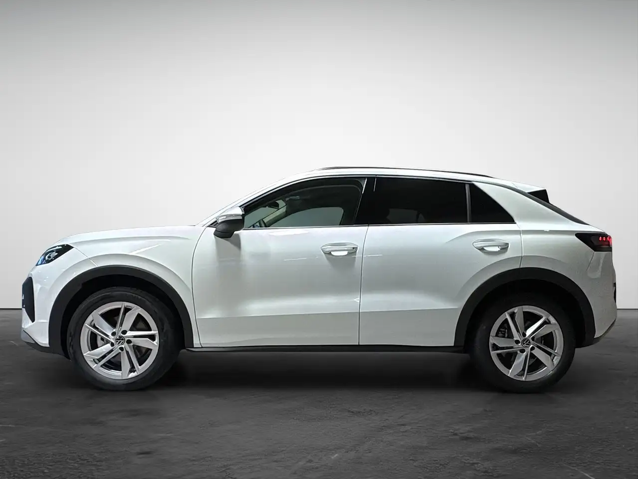 Volkswagen T-Roc 3