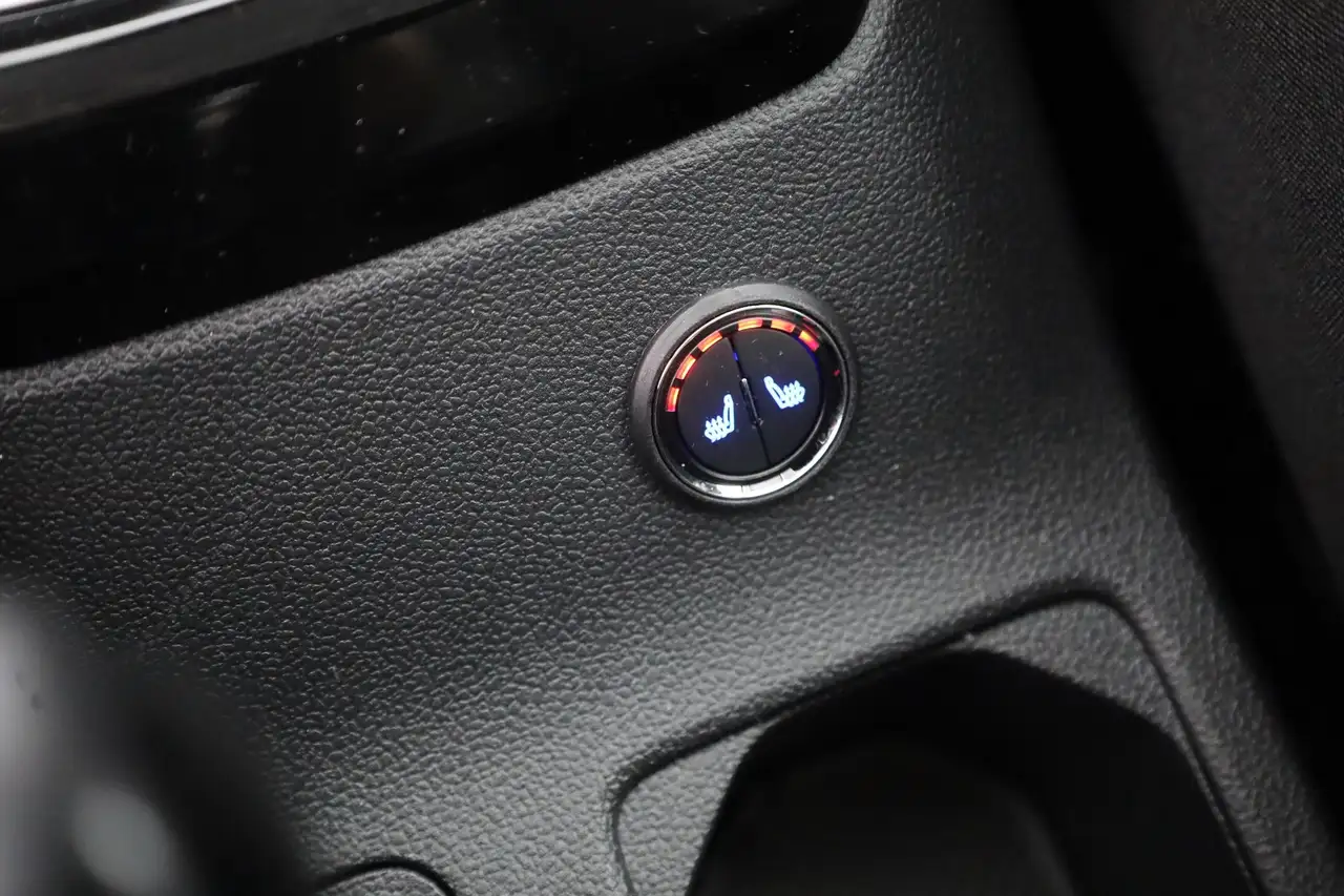 Volkswagen T-Cross 13