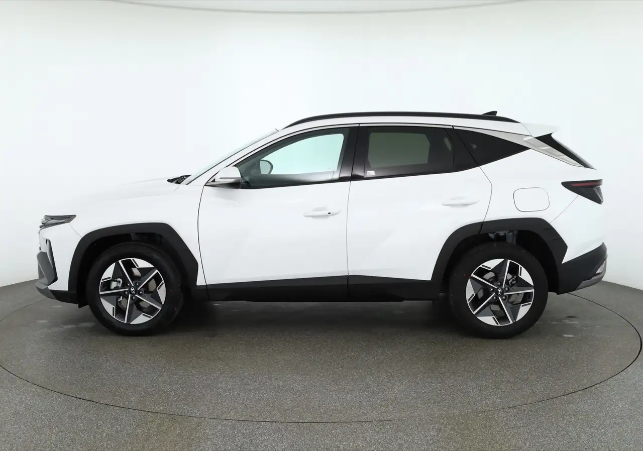 Hyundai TUCSON 2