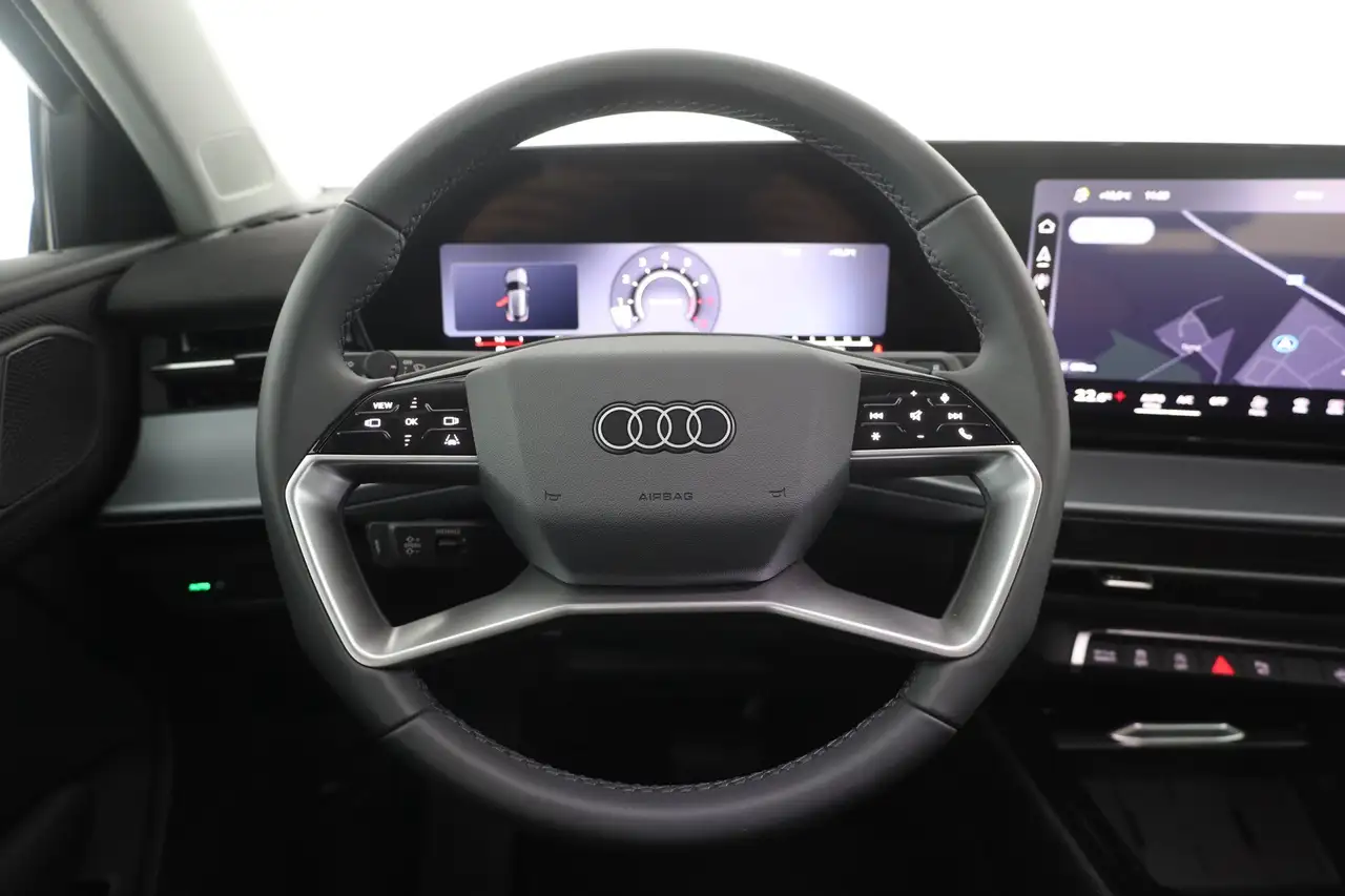 Audi Q3 14