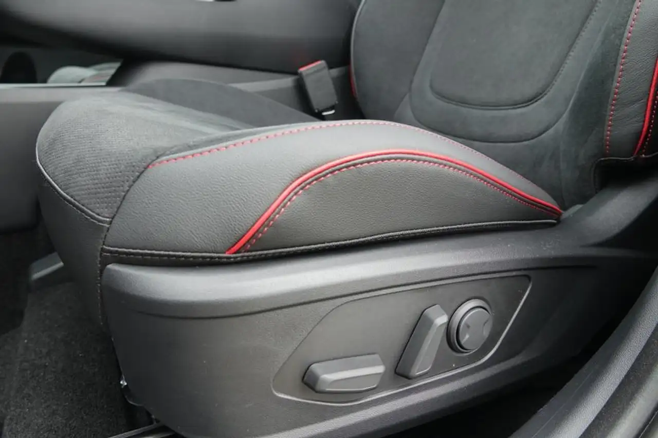 Hyundai TUCSON 12