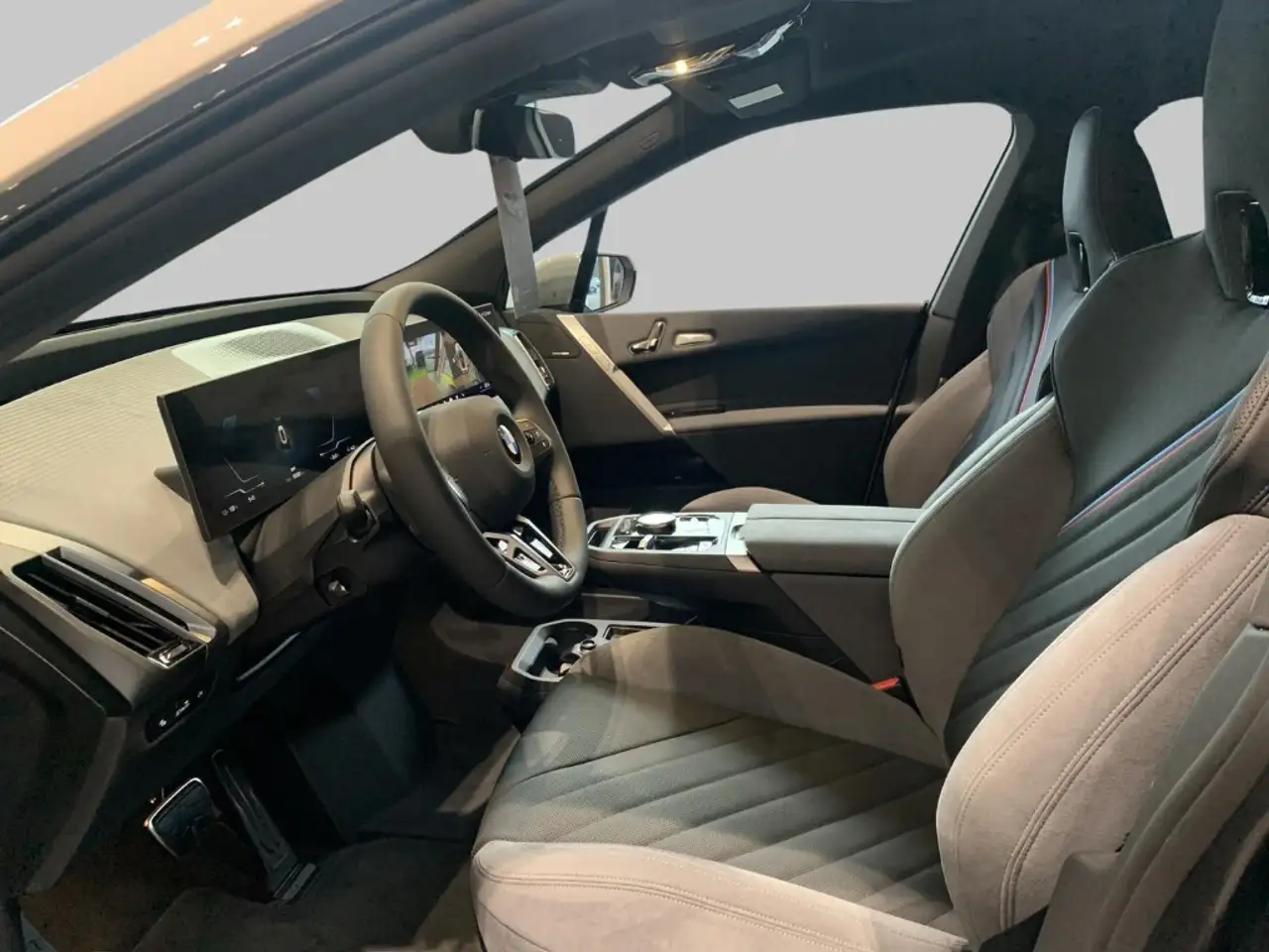 BMW iX 9