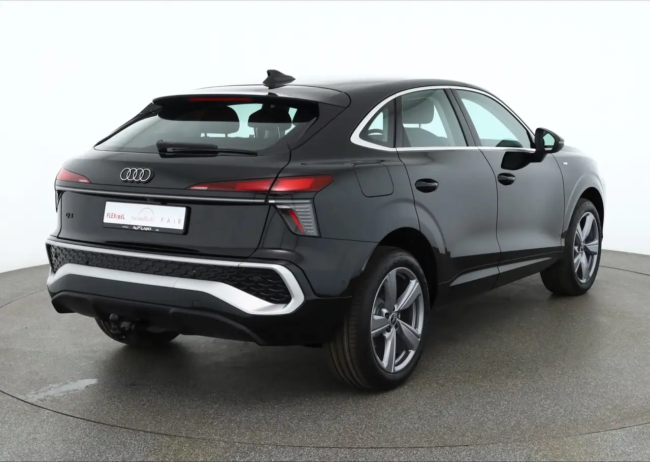 Audi Q3 5