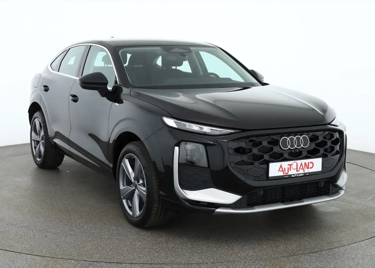 Audi Q3 7