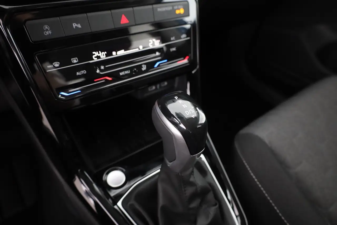 Volkswagen T-Cross 13