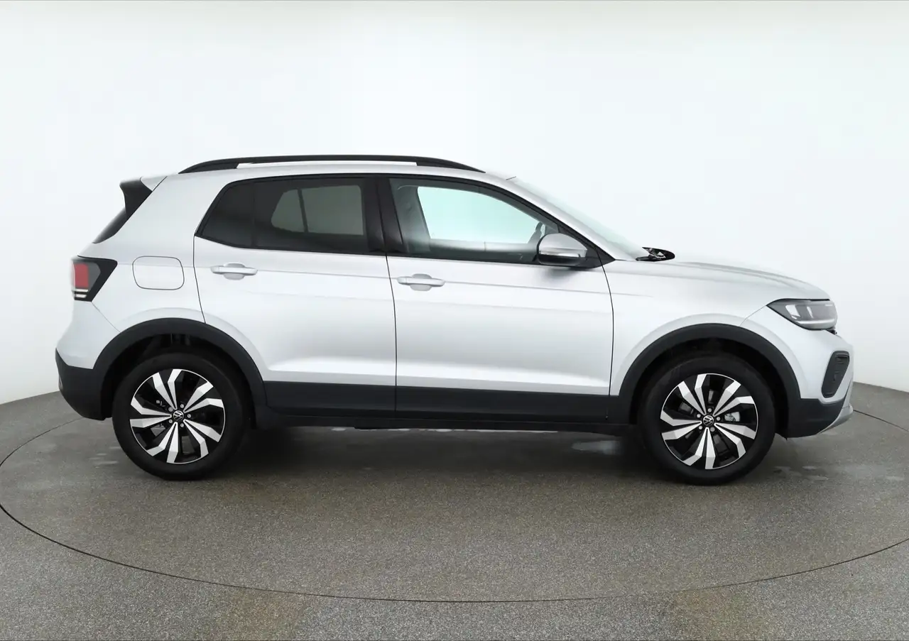 Volkswagen T-Cross 6