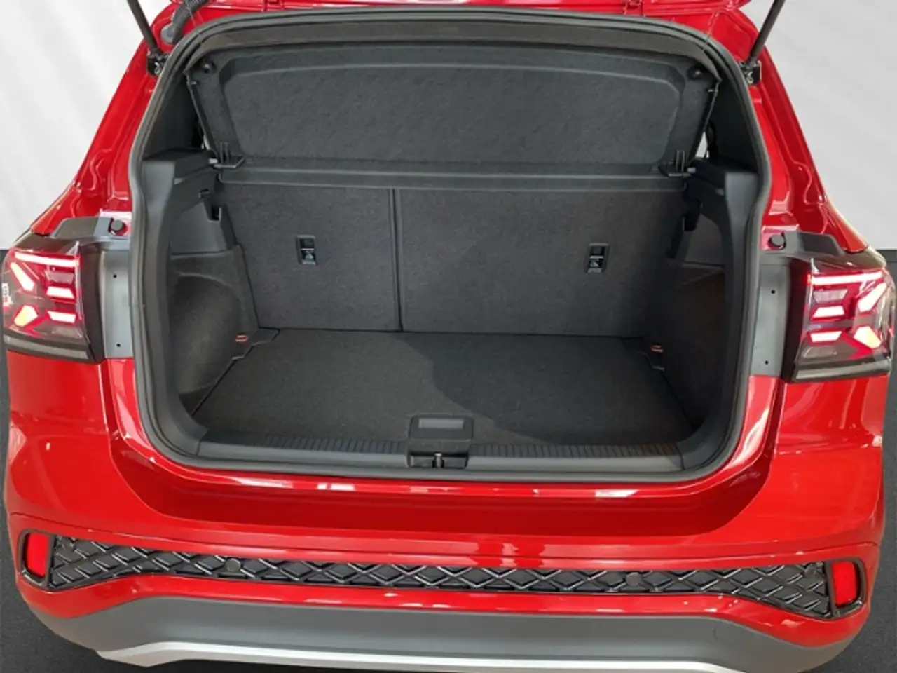 Volkswagen T-Cross 6