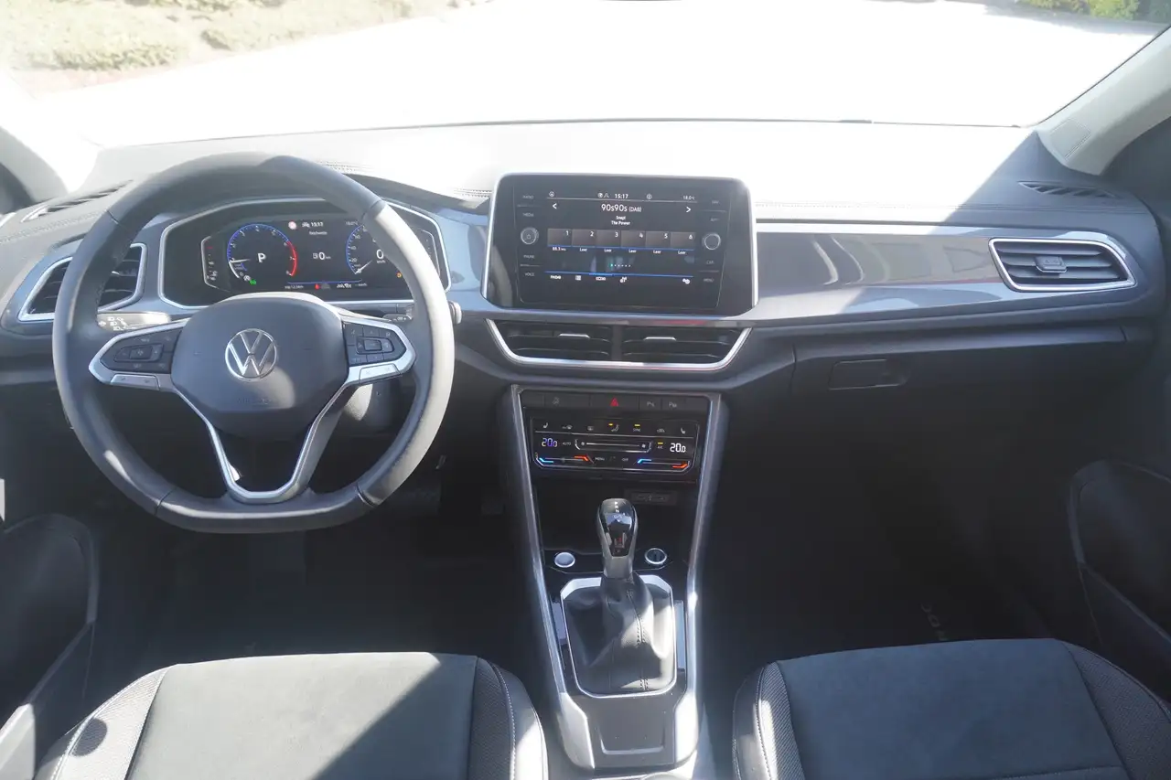 Volkswagen T-Roc 8