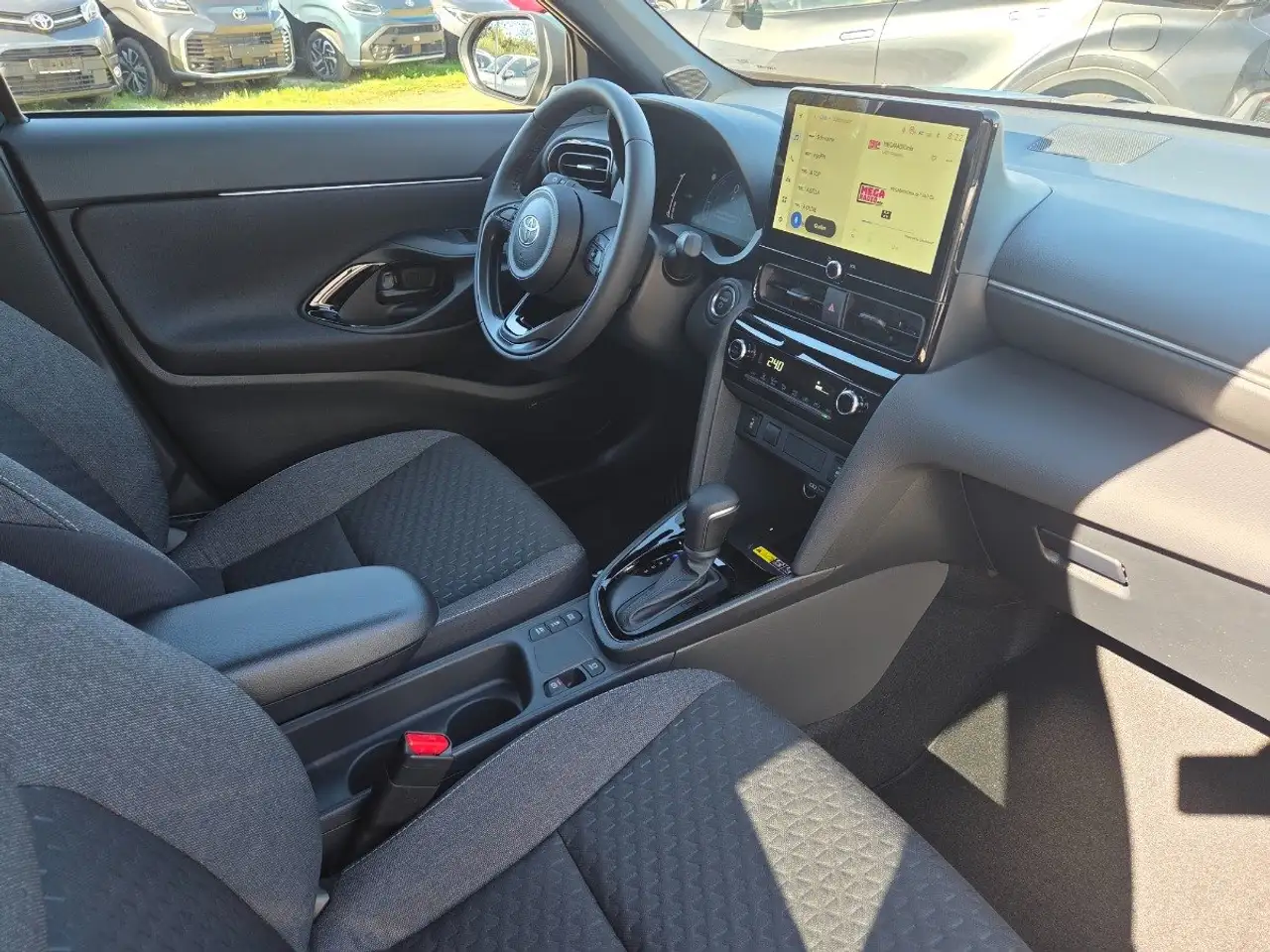 Toyota Yaris 8