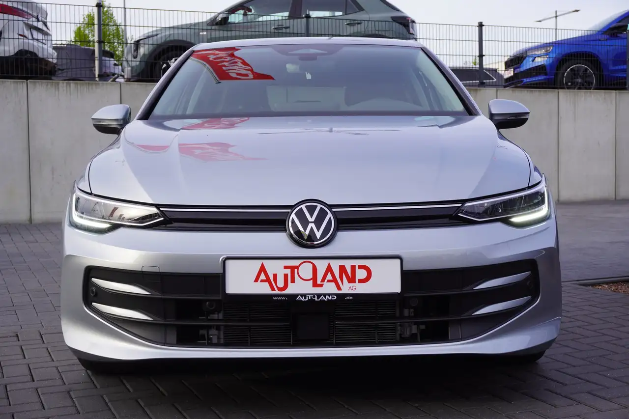 Volkswagen Golf VIII 7