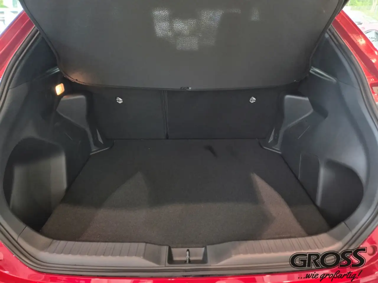 Toyota Yaris 12