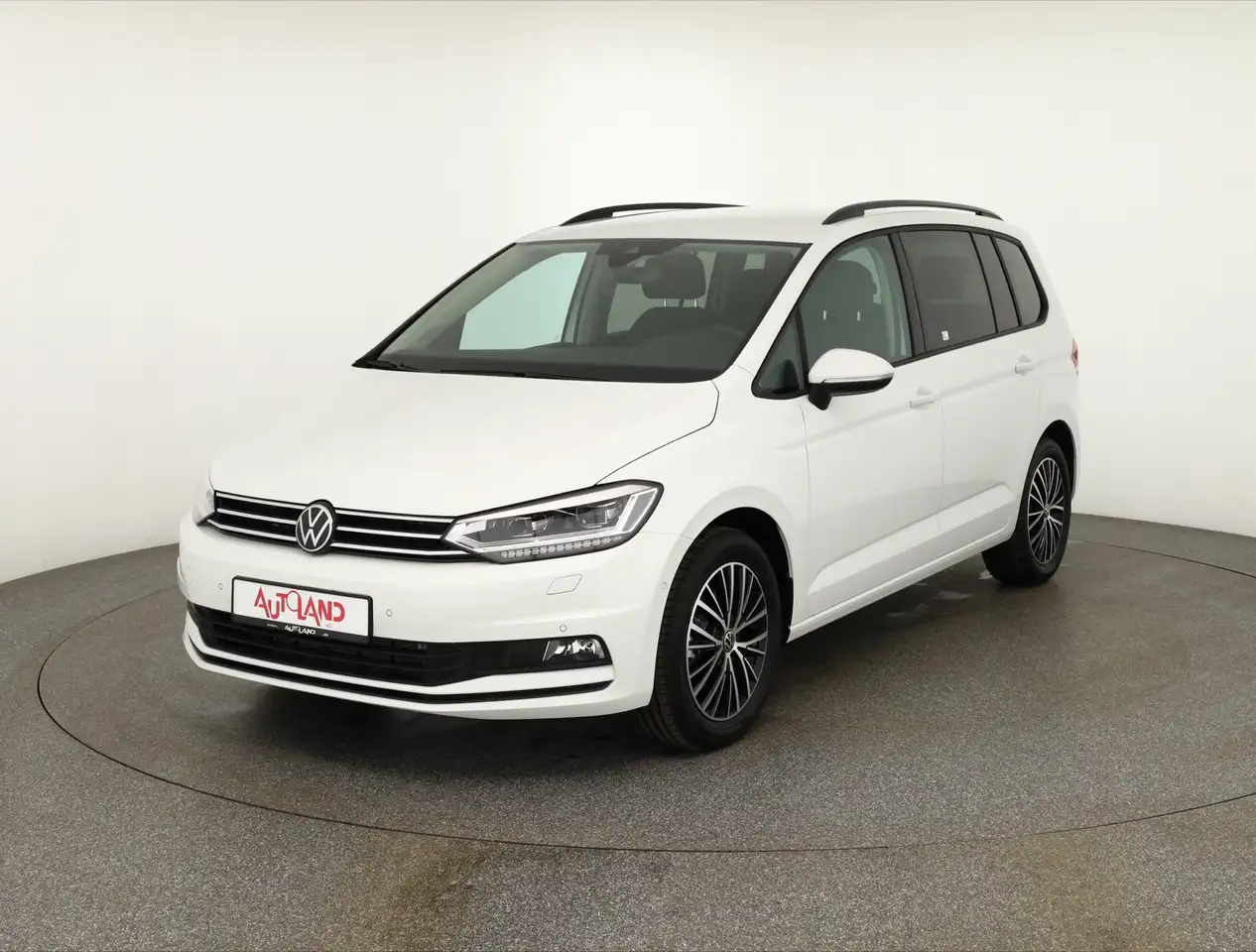 Volkswagen Touran 2
