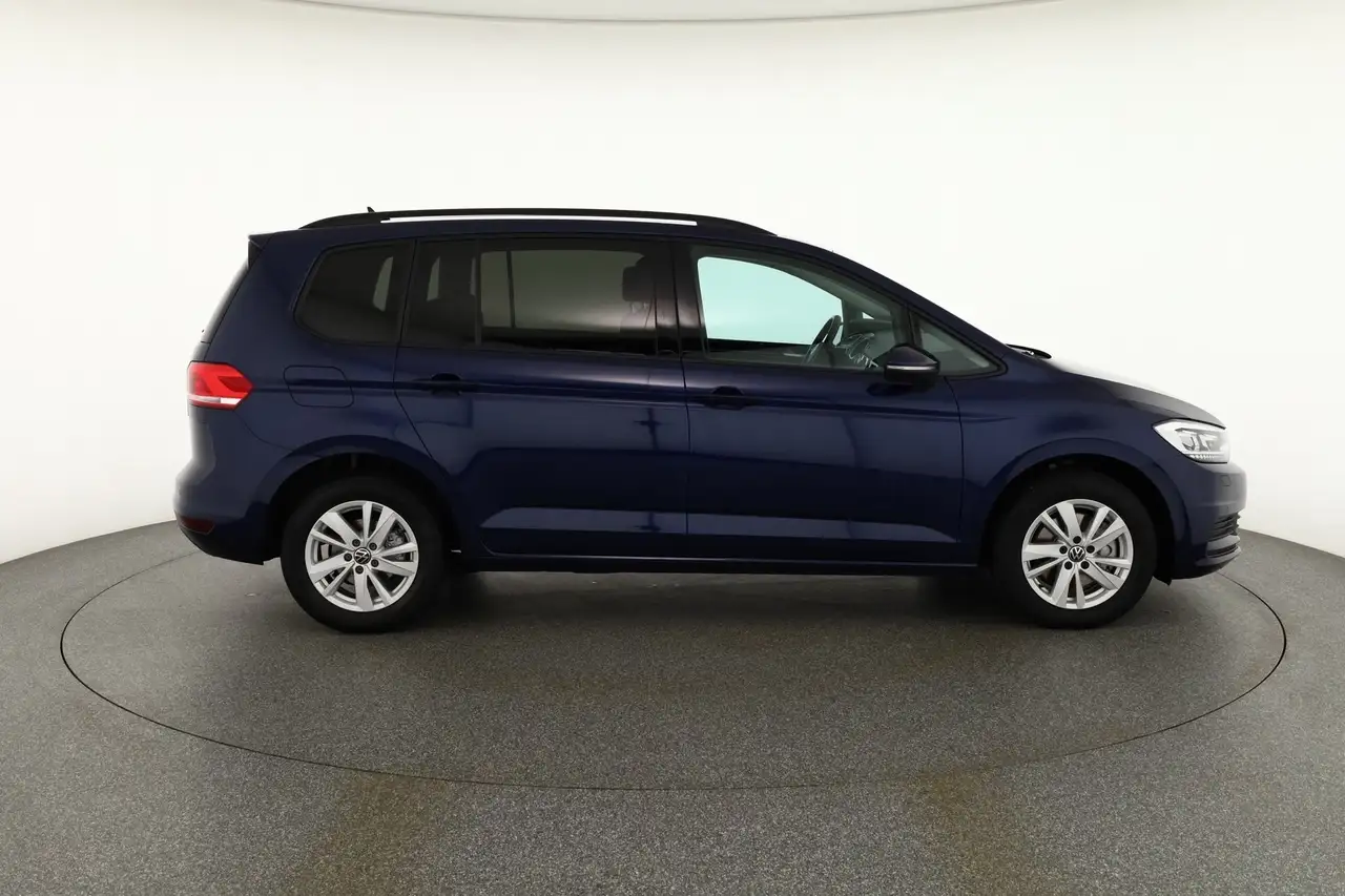 Volkswagen Touran 7