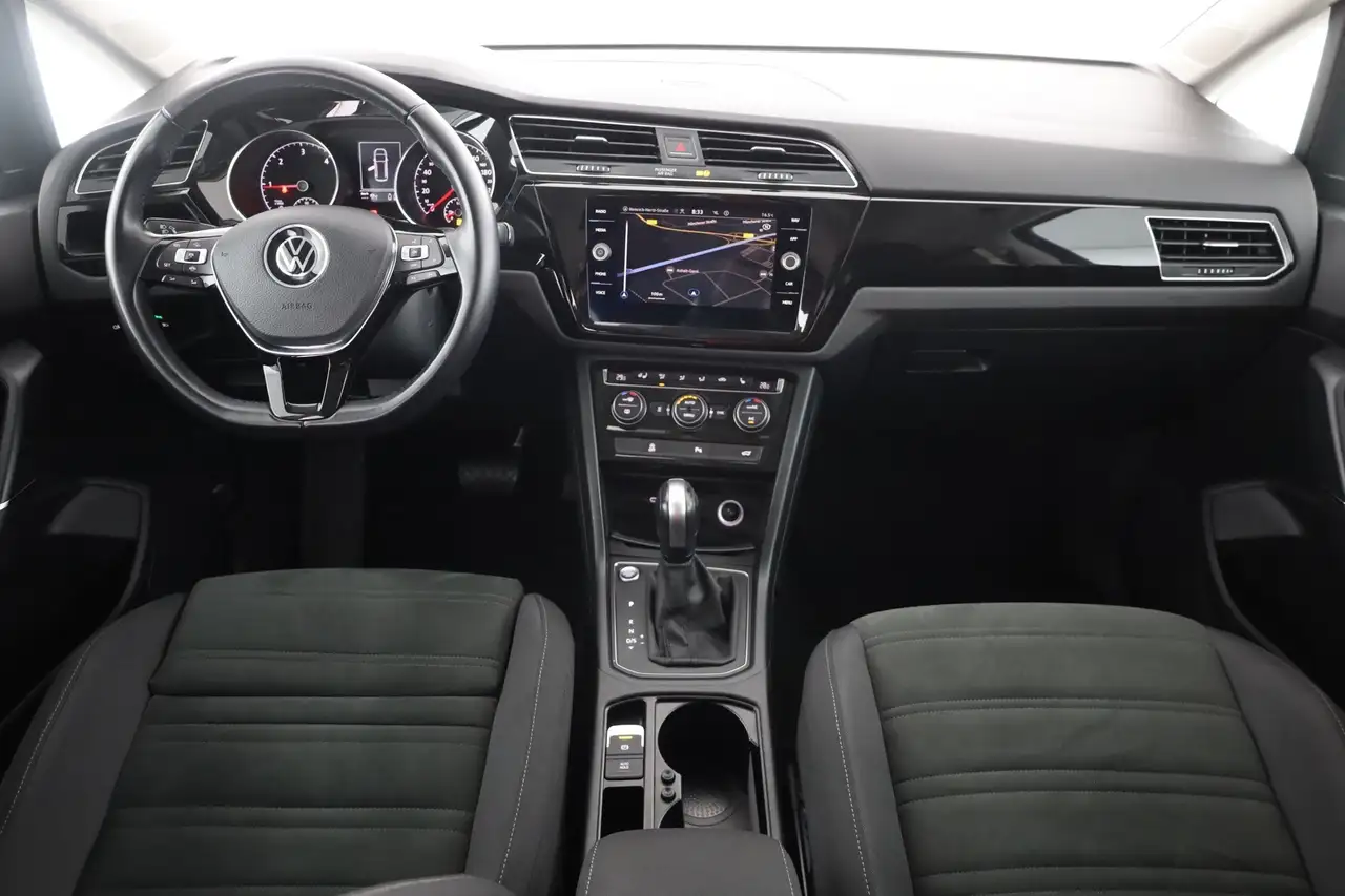 Volkswagen Touran 10