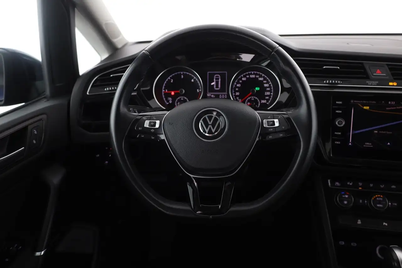 Volkswagen Touran 16