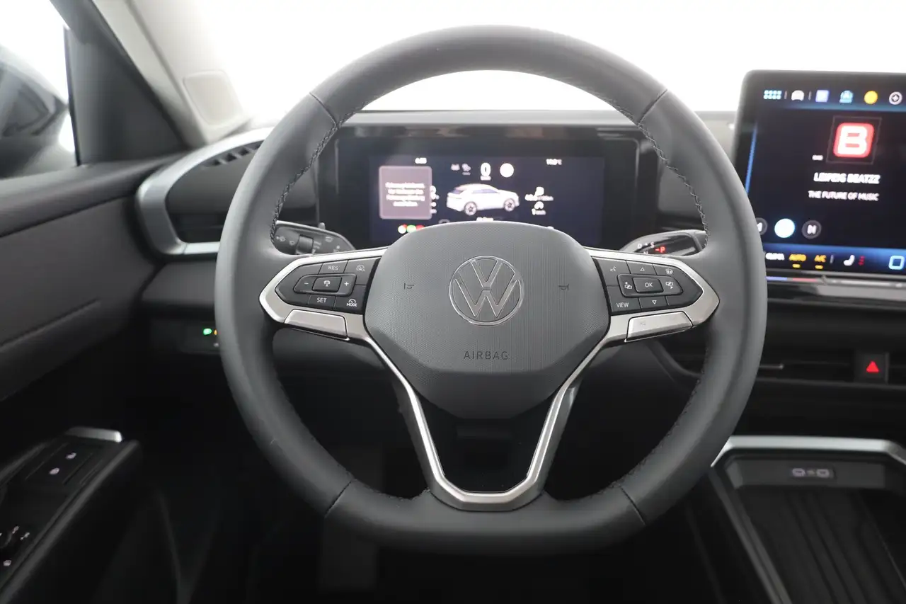 Volkswagen T-Roc 14