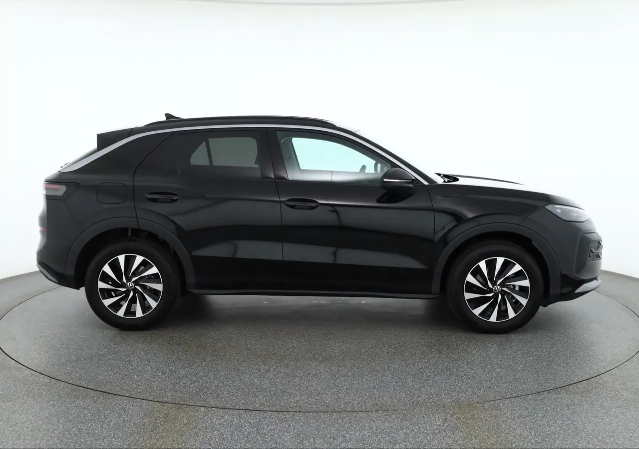 Volkswagen T-Roc 7
