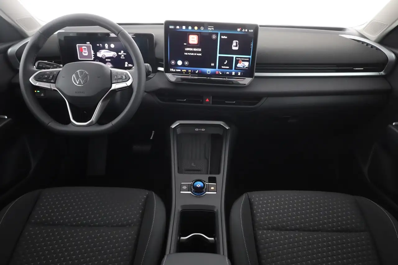 Volkswagen T-Roc 10